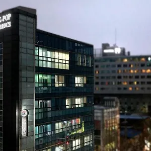 Hotel Kpop