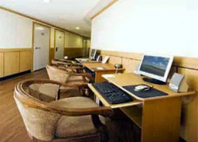 Namsan Park Hotel Seoul 2*,  South Korea